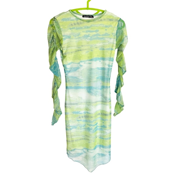 Dreamy Marble Boohoo Dress - Picture 2 of 6